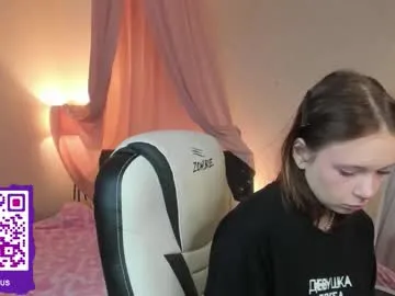 alicentity – webcam model profile photo Image 15