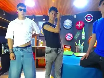 africanpetitequeen – webcam model profile photo Image 14