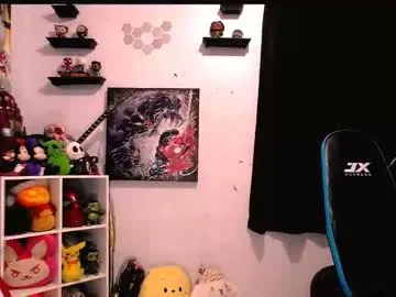 milly_shy – webcam model profile photo Image 19