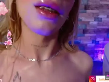 x_dreamgirl_x – webcam model profile photo Image 2