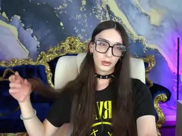 lustyaura – webcam model profile photo Image 12