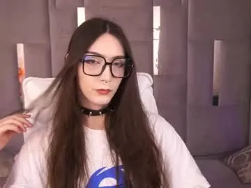 lustyaura – webcam model profile photo Image 6