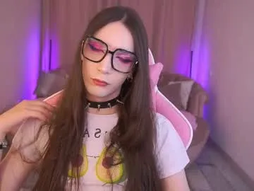 lustyaura – webcam model profile photo Image 7