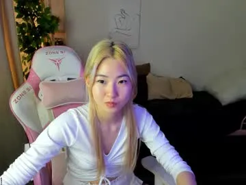 _sirine_ – webcam model profile photo Image 13