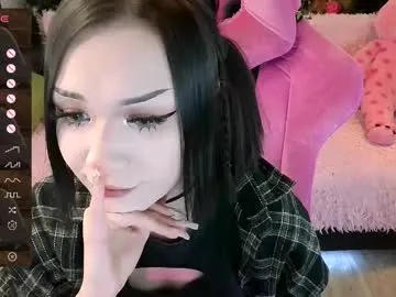 broodmommyy3 – webcam model profile photo