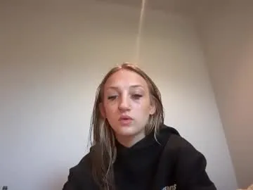 143vanessa – webcam model profile photo Image 15