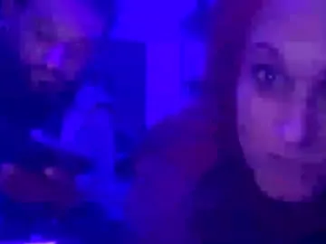 busybee83 – webcam model profile photo