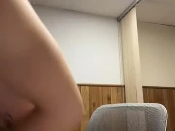 monnymoonn – webcam model profile photo Image 12