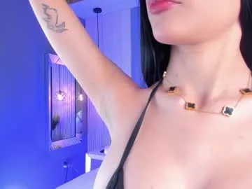 girl_mila – webcam model profile photo Image 10