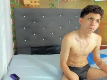 kitty__sophie – webcam model profile photo Image 2