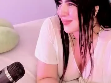 madyeroberts – webcam model profile photo Image 9