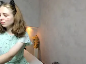 rosannaking – webcam model profile photo Image 12