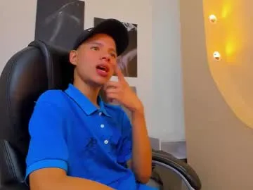 Lililth_Capri77 – webcam model profile photo Image 13