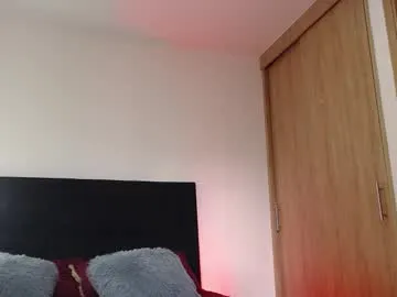 emmasky69 – webcam model profile photo Image 3