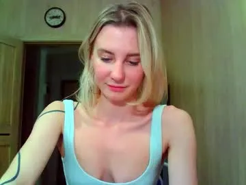 miablueye – webcam model profile photo Image 11