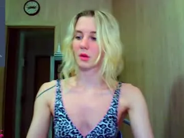 miablueye – webcam model profile photo Image 2