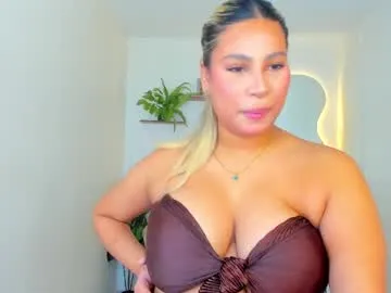 carlota_peach Image 18