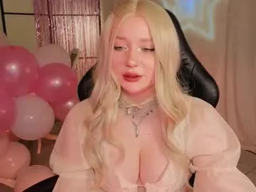 OrlaOnline – webcam model profile photo Image 13