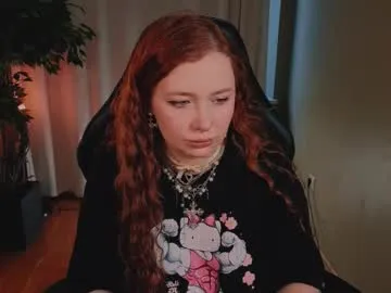 OrlaOnline – webcam model profile photo Image 7