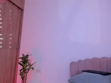 kitty__sophie – webcam model profile photo Image 13