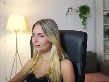 funny_to_see_you_here – webcam model profile photo Image 10