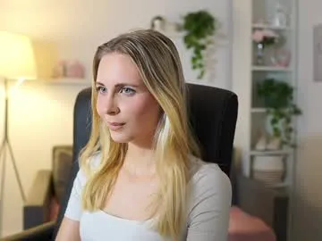 funny_to_see_you_here – webcam model profile photo Image 2