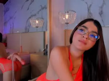 sary_hott – webcam model profile photo Image 4