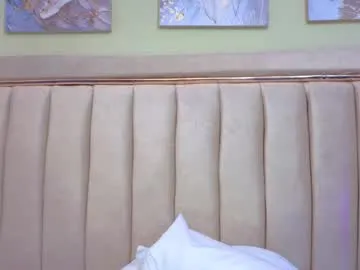 sigmasian – webcam model profile photo Image 10