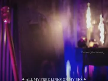 laurenxcros – webcam model profile photo Image 2