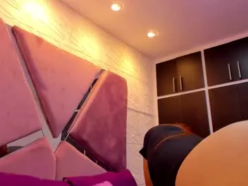 neli_elinek – webcam model profile photo Image 18