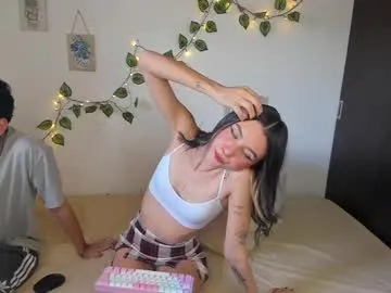 sherylov – webcam model profile photo Image 3