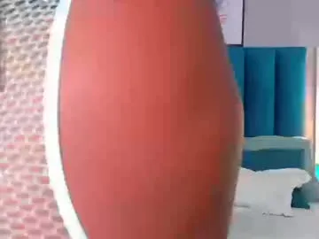 yourfunamanda – webcam model profile photo Image 13