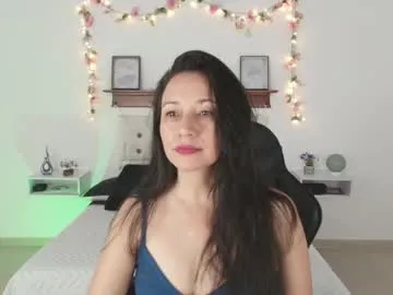 euphoria_life – webcam model profile photo Image 14