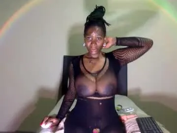 milly_shy – webcam model profile photo Image 9