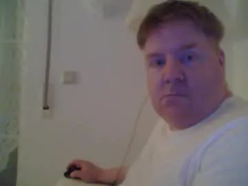 red_ann17 – webcam model profile photo Image 12