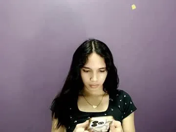 novaharper – webcam model profile photo Image 5