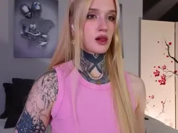 _taylormoon – webcam model profile photo Image 16