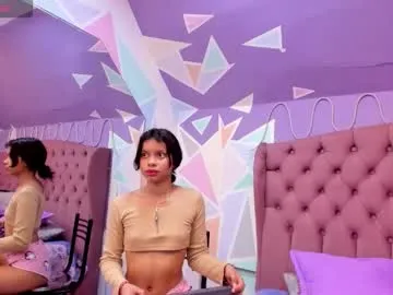 hazelbabee_ – webcam model profile photo Image 14