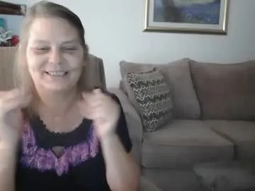 mon1_day – webcam model profile photo Image 6