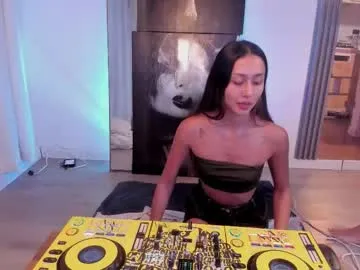 ava_delightt – webcam model profile photo Image 5