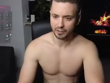 queeneliaa_ – webcam model profile photo Image 5