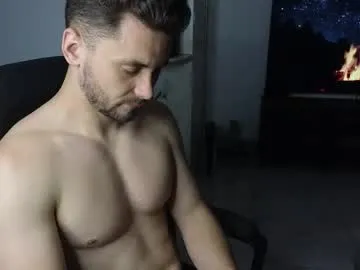 queeneliaa_ – webcam model profile photo Image 8