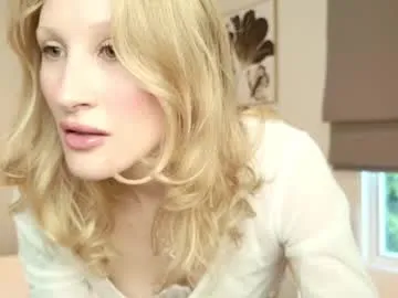 creamraspberryy – webcam model profile photo