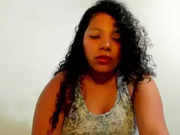 phoebepaw – webcam model profile photo Image 5