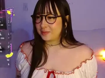 little_effy18_ – webcam model profile photo Image 9