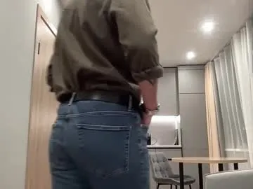 kitten_2001_yoyo – webcam model profile photo Image 5