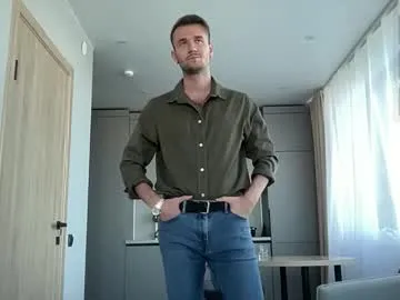 kitten_2001_yoyo – webcam model profile photo Image 7