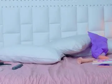 sigmasian – webcam model profile photo Image 9