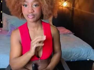 amalyvill – webcam model profile photo Image 14