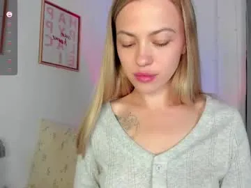 damn_cutie Image 13